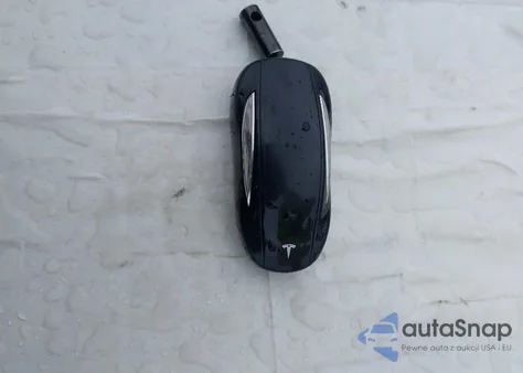 2016 Tesla Model X 60D/70D/75D/90D/P100D from USA, damaged, VIN 5YJXCBE2XGF005116